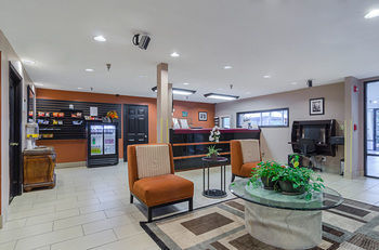 Hotel Quality Inn & Suites