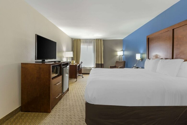 Hotel Comfort Inn