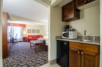Hotel Comfort Suites Innsbrook