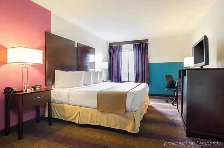 Hotel Quality Inn West End