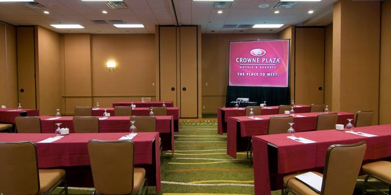 Crowne Plaza Hotel San Antonio Airport