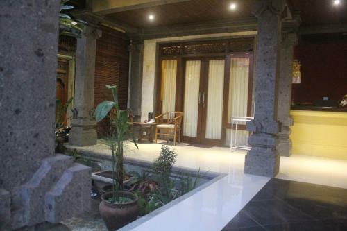 Cantik Homestay