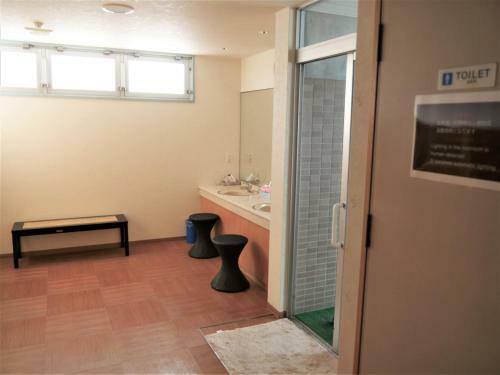 Posada Shiretoko Yuhi No Ataruie Onsen Hostel