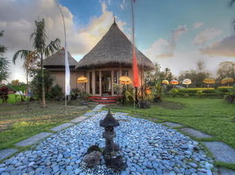 Villa Kunang Kunang