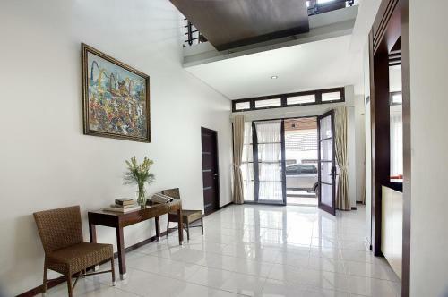 Hostal Omah Garuda Homestay