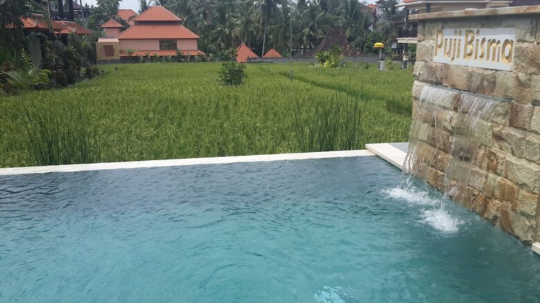 Hostal Puji Bungalow
