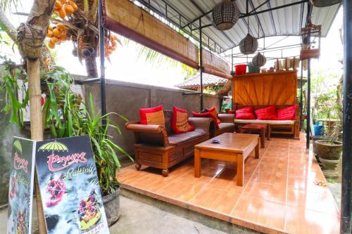 Hostal Puji Bungalow