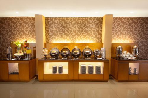 The Grove Express Timoho Hotel
