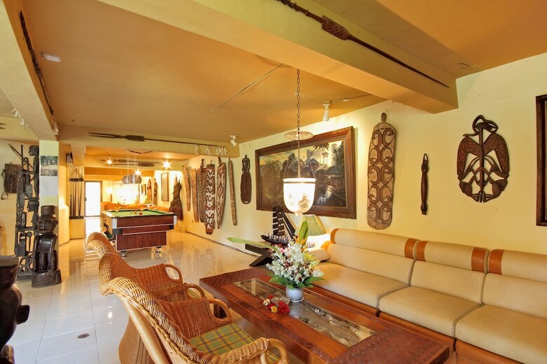 Hotel Tanah Merah Resort & Gallery