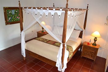 Hostal Hotel Bunga Permai
