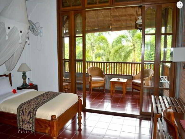 Hostal Hotel Bunga Permai