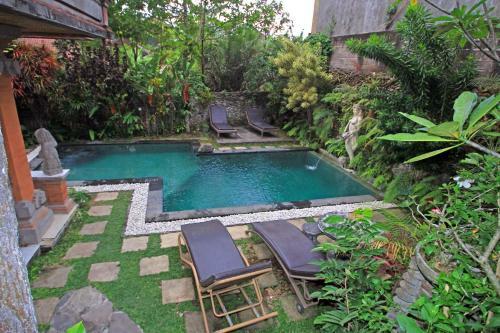Hostal Pering Bungalow