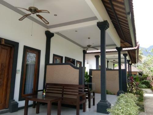 Bed & Breakfast Puri Batu Inn