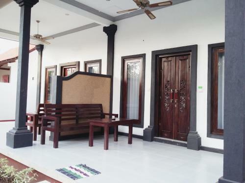 Bed & Breakfast Puri Batu Inn