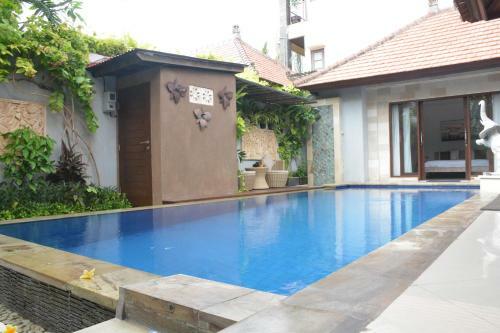Taman Kesari Villas
