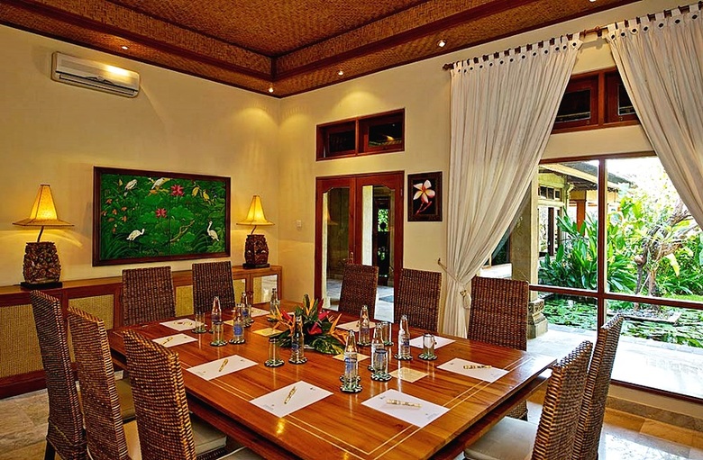 Hotel Matahari Beach Resort & Spa