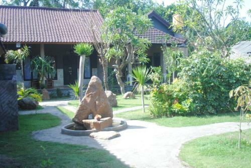 Hostal Mai Mondok Guest House