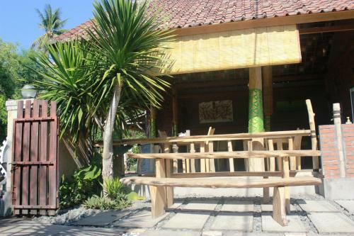Hostal Mai Mondok Guest House