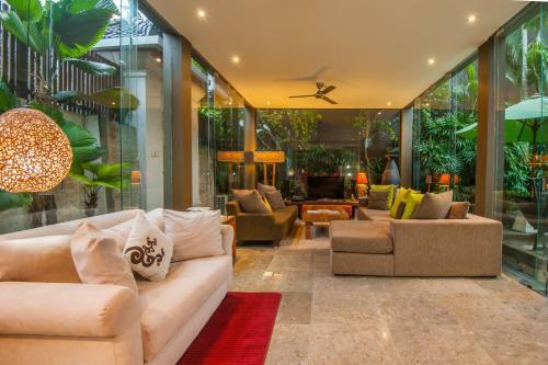 Villa Cicada Executive Residence