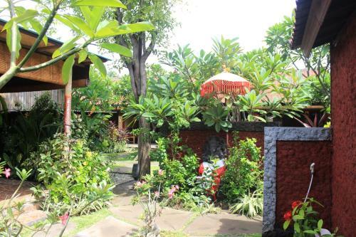 Hostal Pondok Shindu Guest House