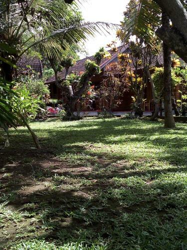 Hostal Madra Homestay