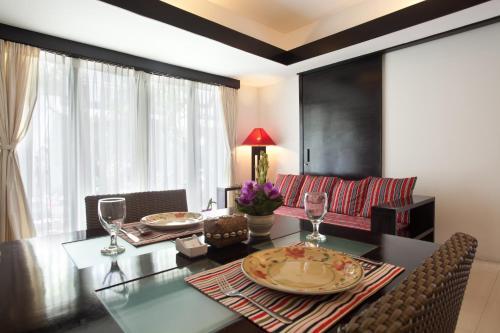Hostal S'cape Condotel