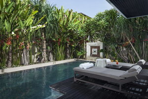 Hotel Mantra Sakala Resort & Beach Club