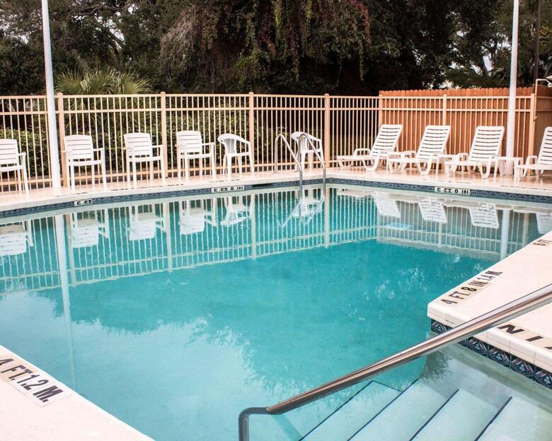 Hotel Comfort Inn