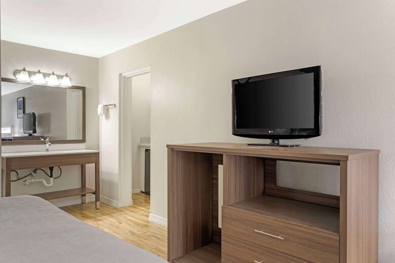 Hotel Comfort Inn