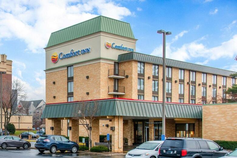 Hotel Comfort Inn Airport