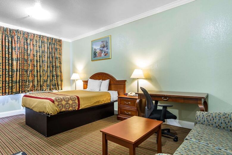 Hotel Mainstay Suites
