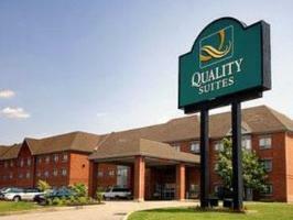 Hotel Quality Suites Laval