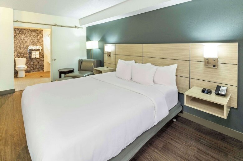 Hotel Comfort Inn Leamington