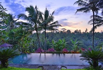 Hotel Pertiwi Bisma 1