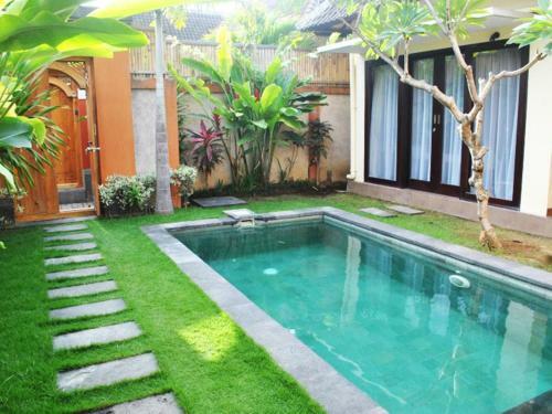 Tanjung Lima Villa