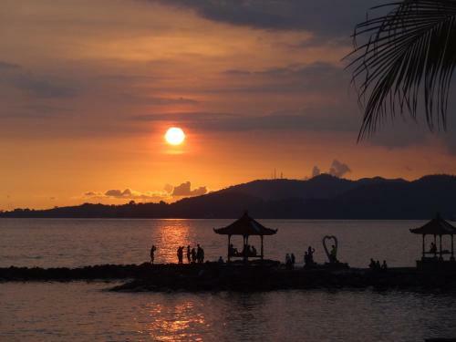 Hostal Segara Wangi Beach Cottages