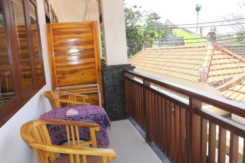 Hostal Agus Tri Homestay