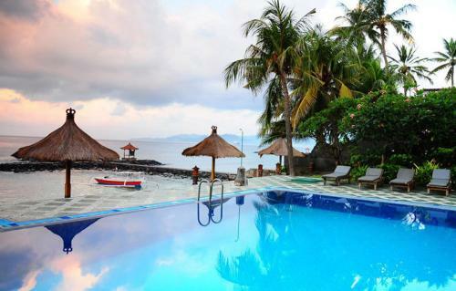 Hotel The Rishi Candidasa Beach Resort