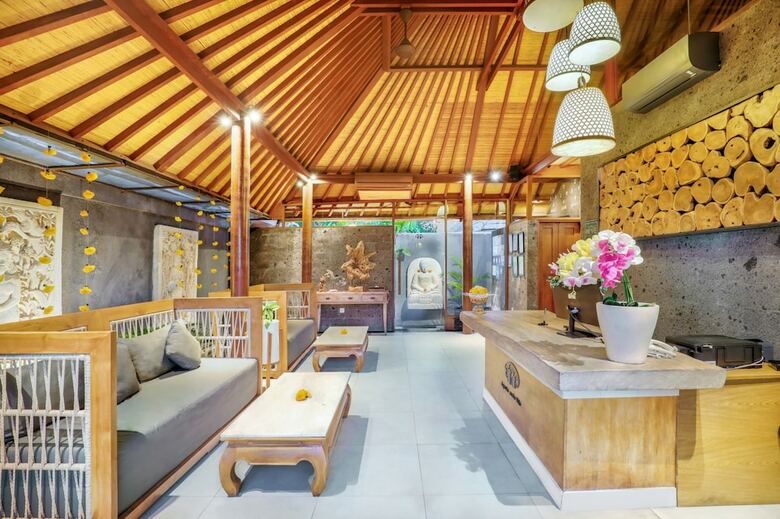 Legian Kriyamaha Villa
