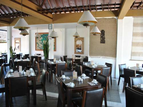 Hotel Kuta Lagoon Resort And Pool Villas