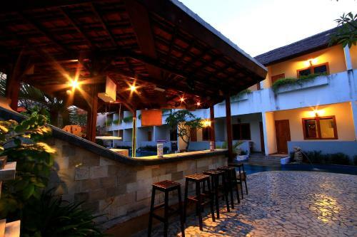 Hotel Kuta Lagoon Resort And Pool Villas