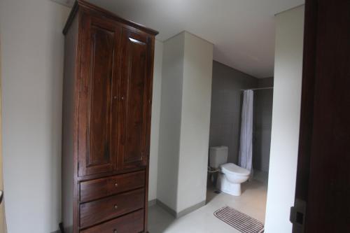 Hostal Merthayasa Bungalow 2