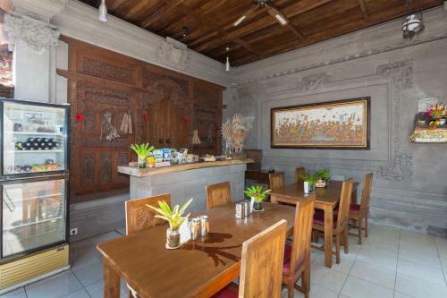 Hostal Bali Moon Guest House