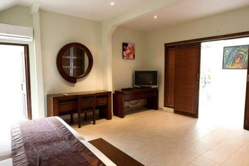 Aisha Family Villa