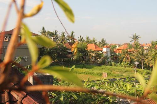 Kabera Bungalows 2