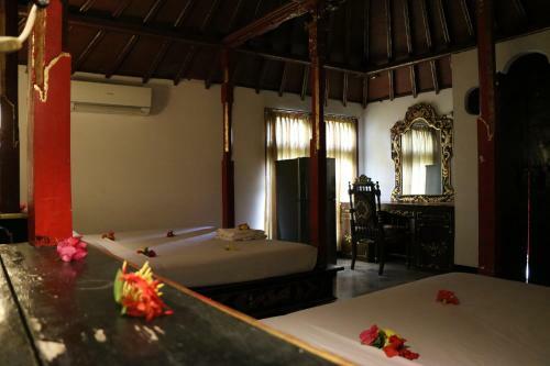 Hotel Puri Bunga Beach Cottages