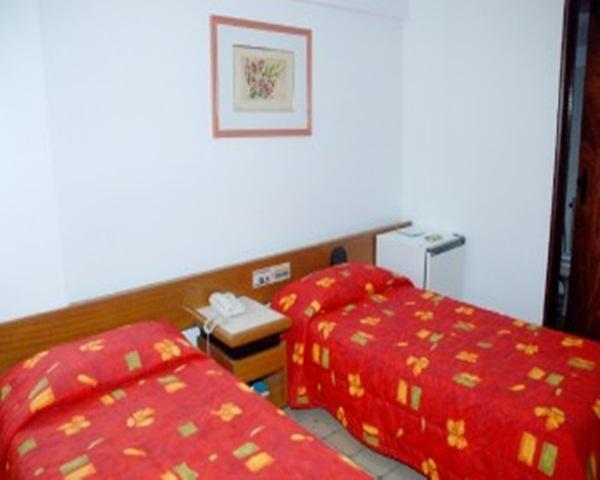Dover Hotel