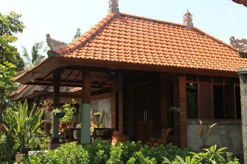 Hostal Nur Guest House