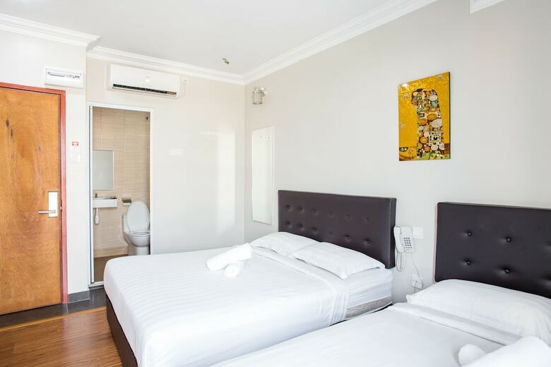 Pj Park Hotel