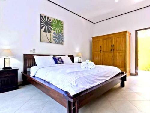 Ivory Villa